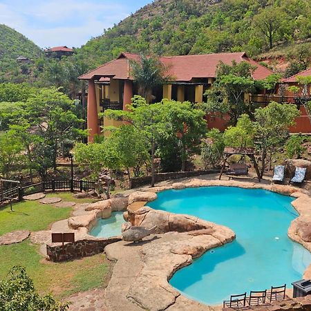 Waterfall Safari Lodge Winterkamp Exterior photo